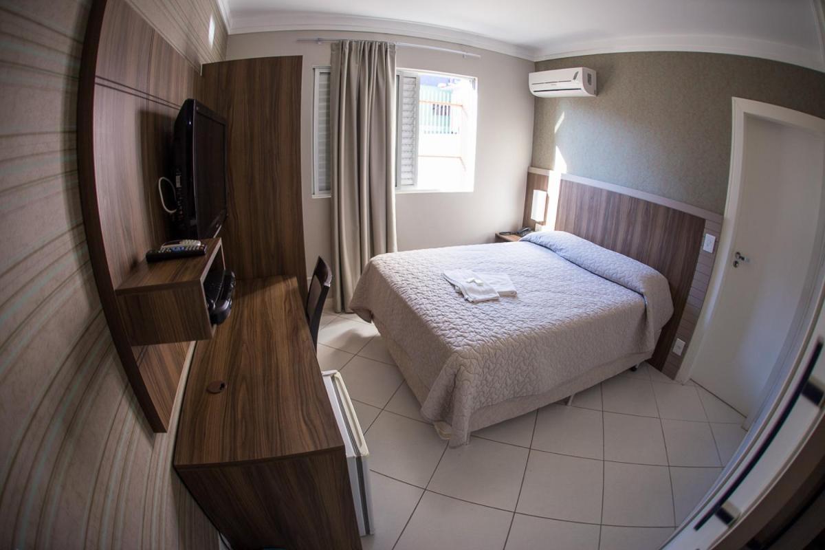 Hotel Contessi Urussanga Стая снимка